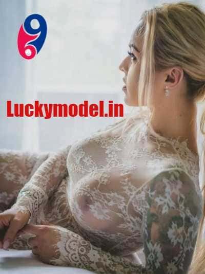 Housewife escort in Ludhiana - Meet Sharma